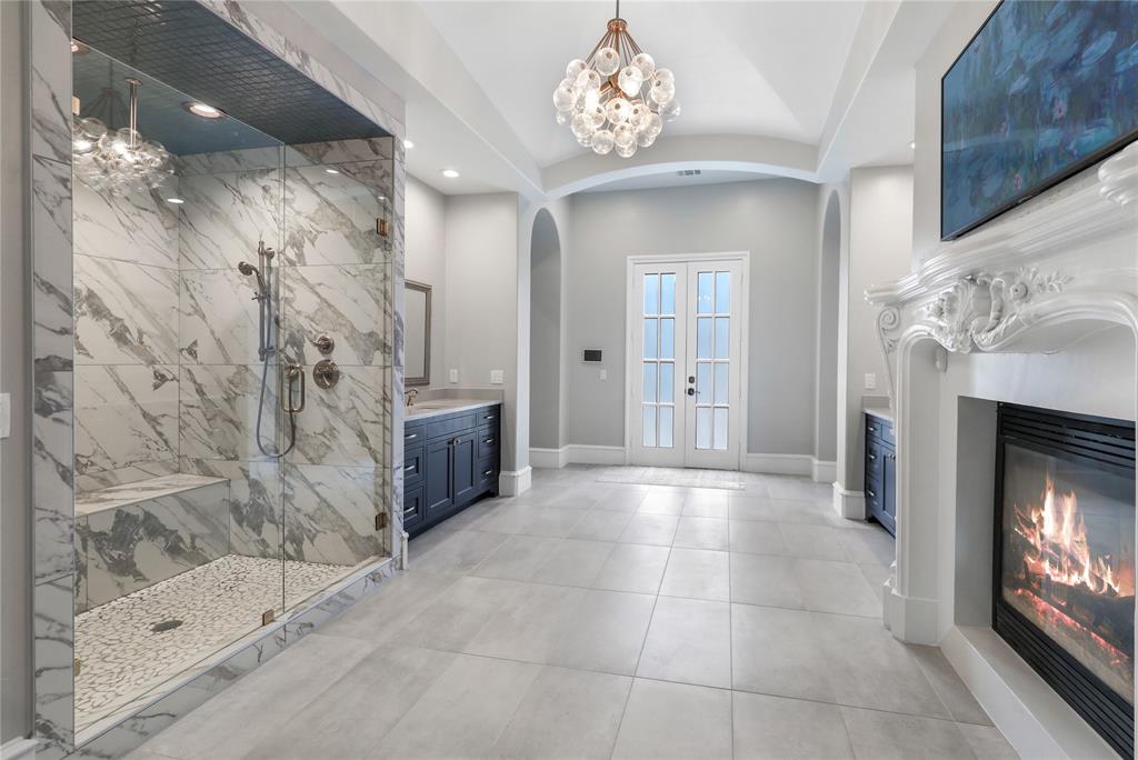Kings Lake - Residential