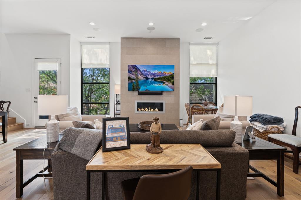 Levingston Place Condo - Residential