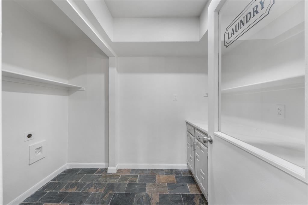 Meadowdale 04 - Residential