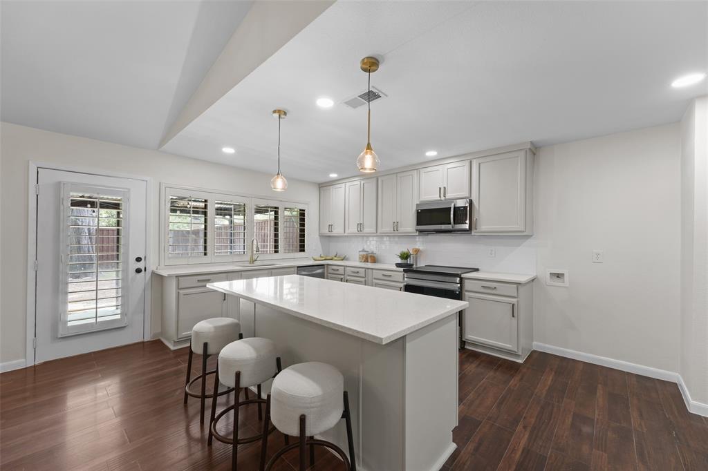 Meadowdale 04 - Residential