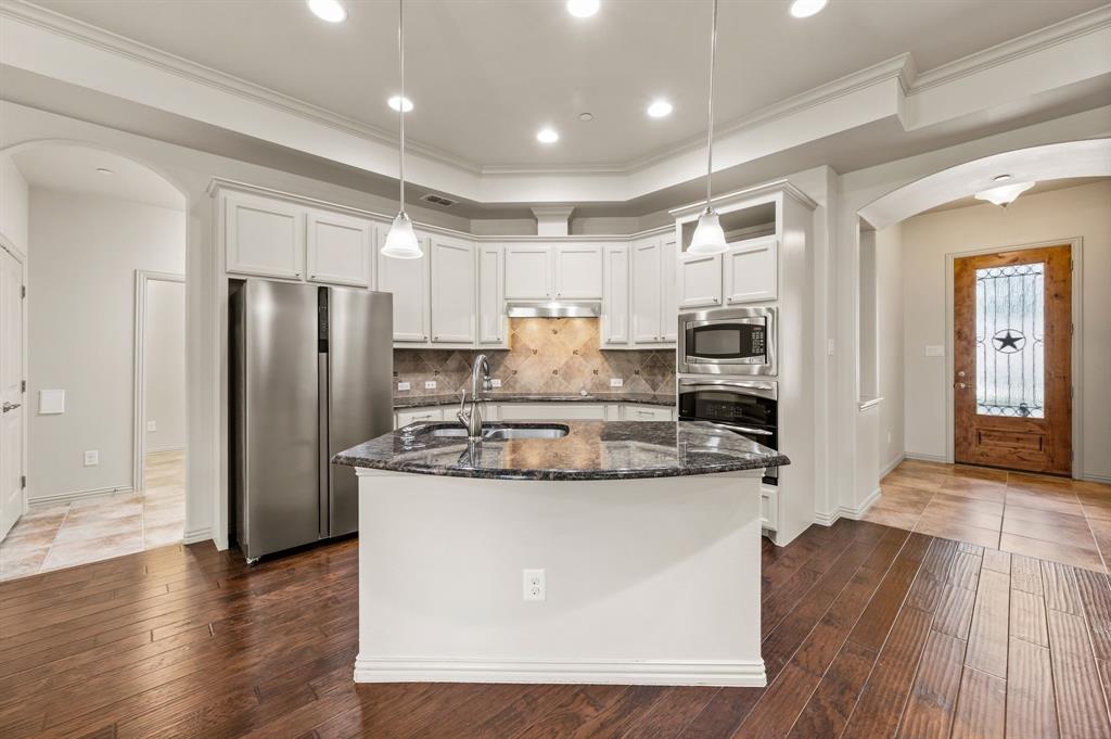 Villas Of Stone Glen Condos - Residential