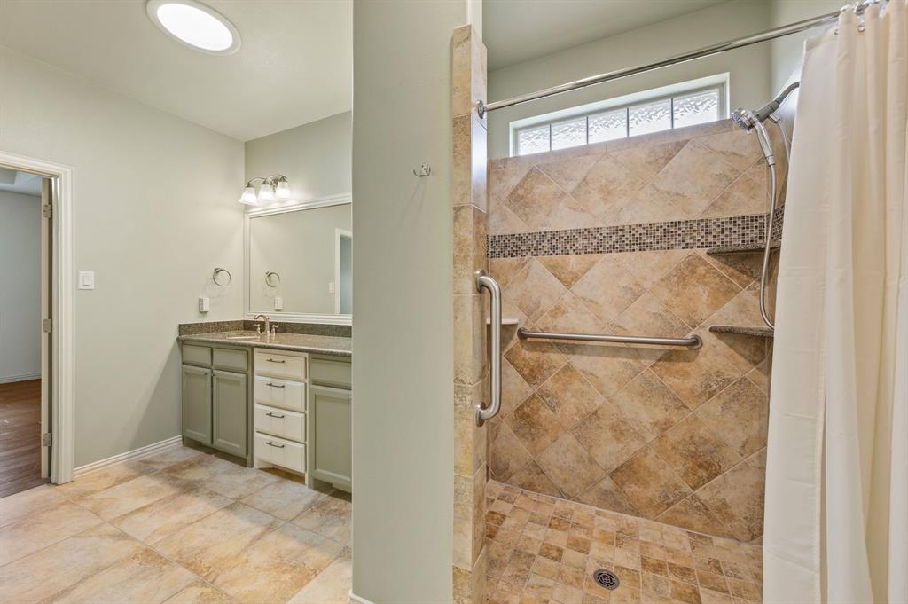 Villas Of Stone Glen Condos - Residential
