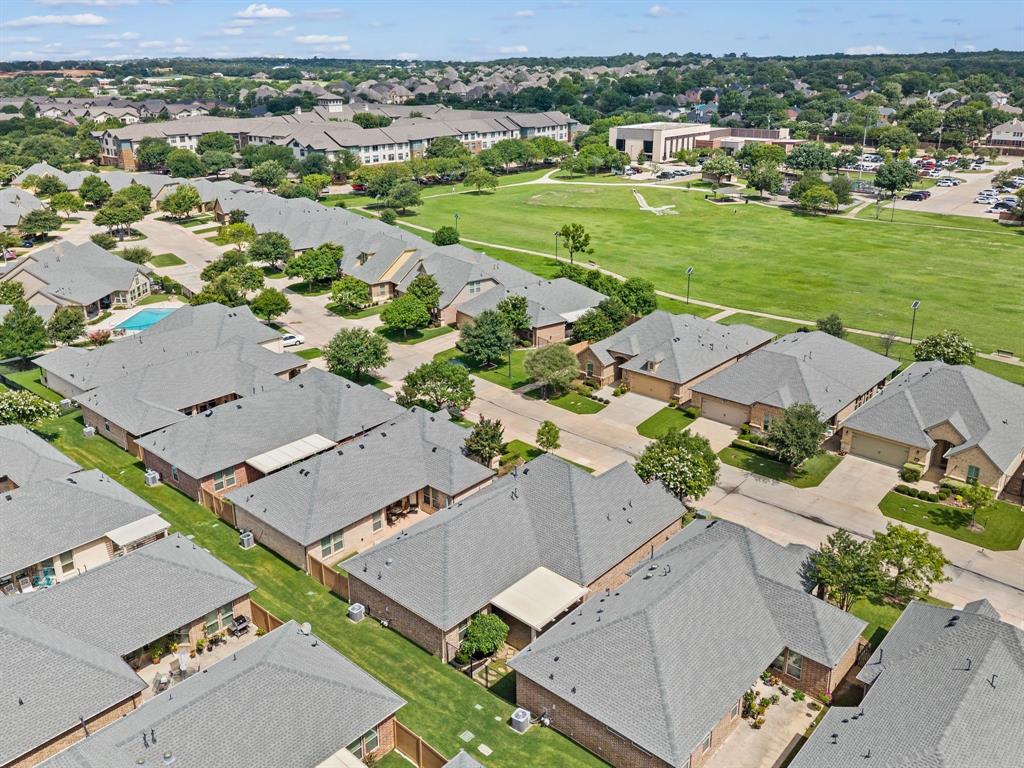 Villas Of Stone Glen Condos - Residential