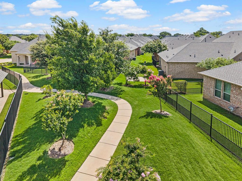 Villas Of Stone Glen Condos - Residential