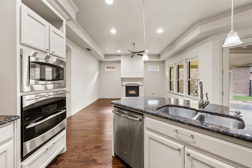 Villas Of Stone Glen Condos - Residential