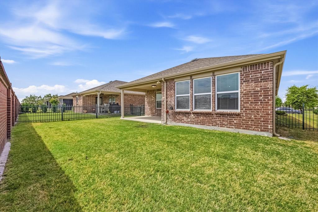 Frisco Lakes By Del Webb Villa - Residential