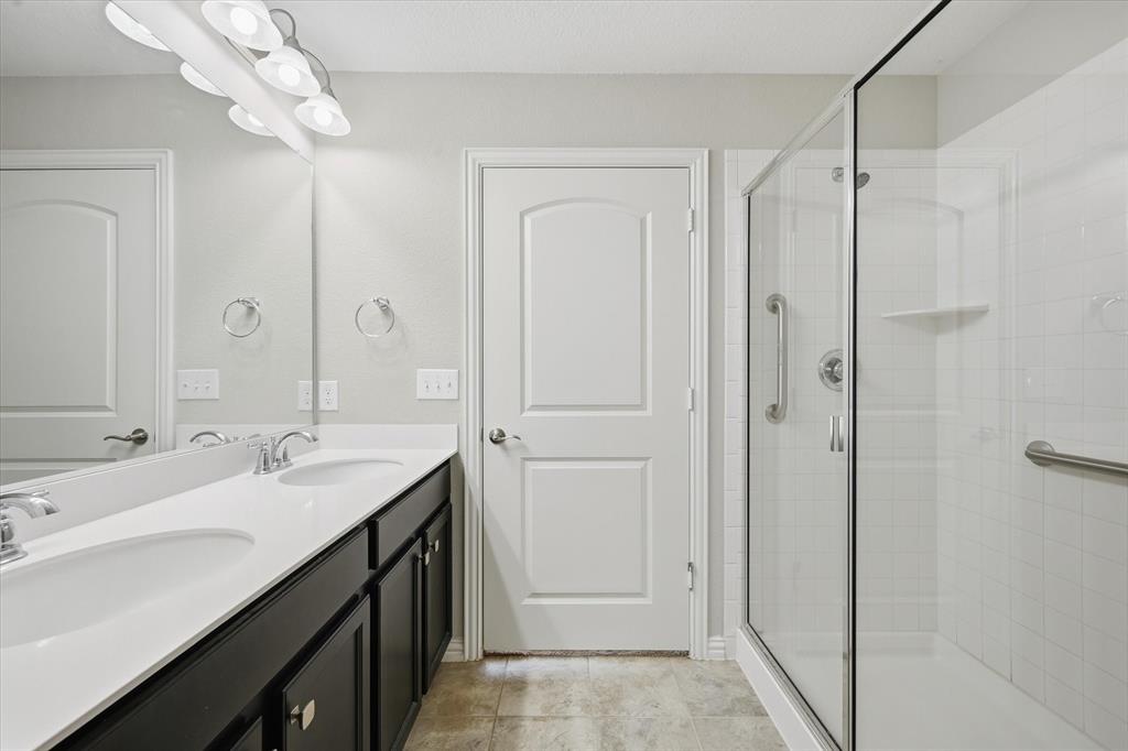 Frisco Lakes By Del Webb Villa - Residential