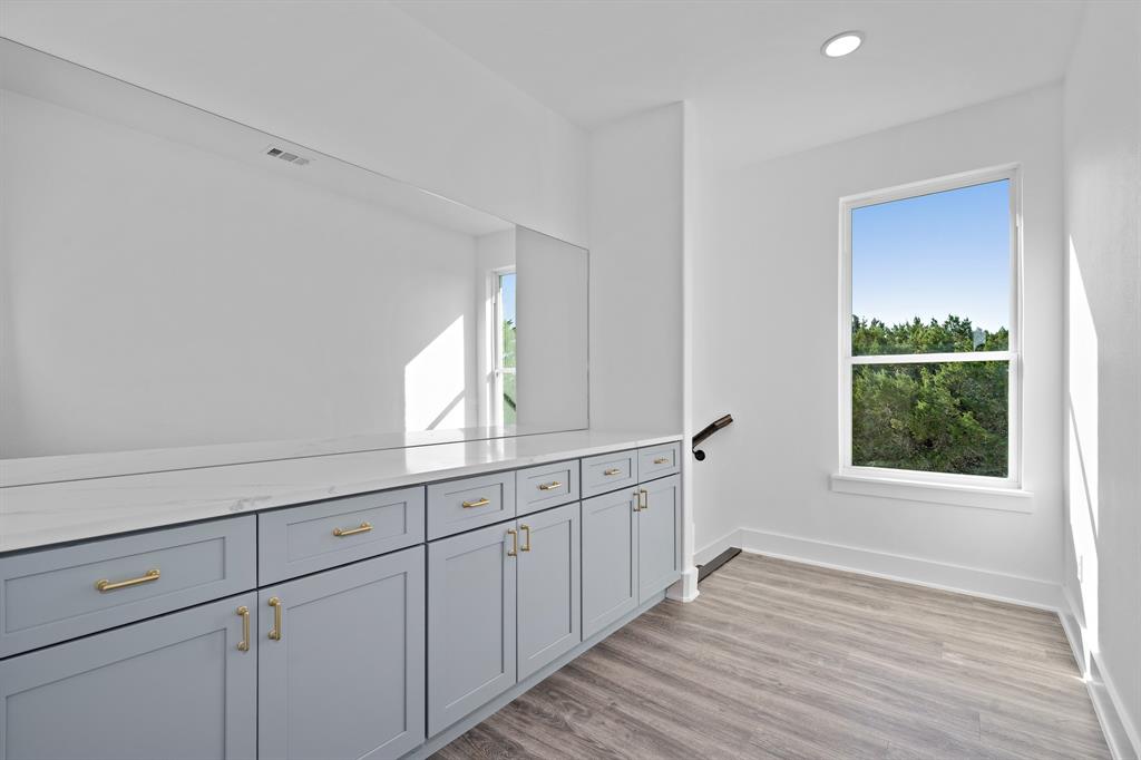 White Bluff - Residential