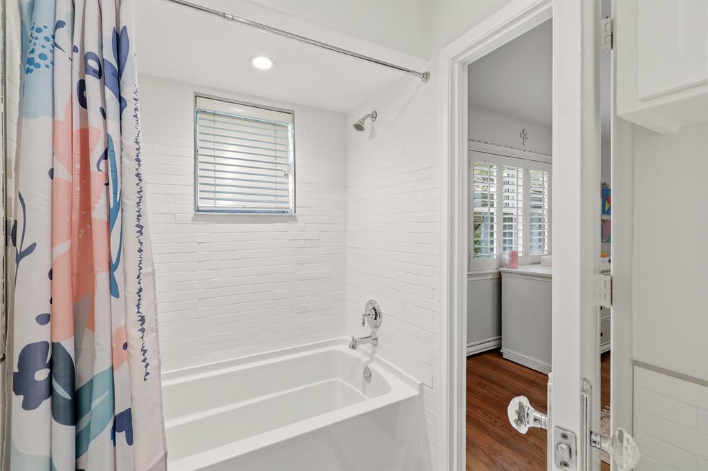 Laurel Vly 02 Instl Add - Residential