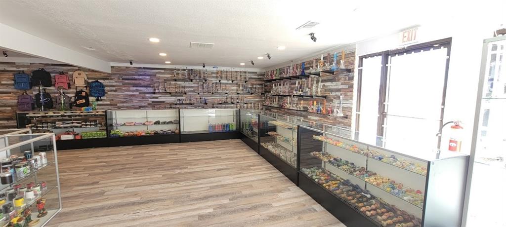 Millie Muse - Commercial Lease