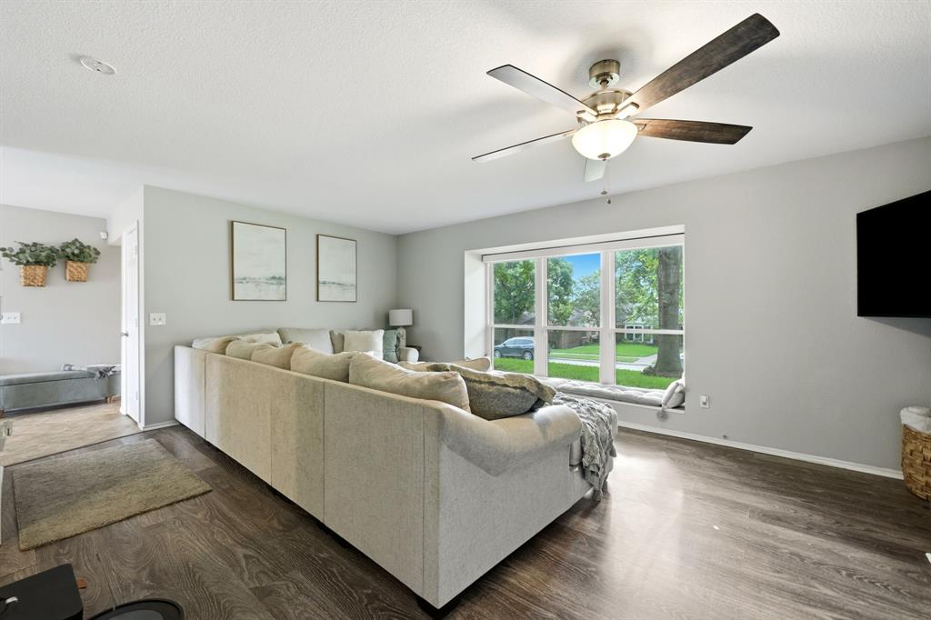 Country Brook 02 - Residential