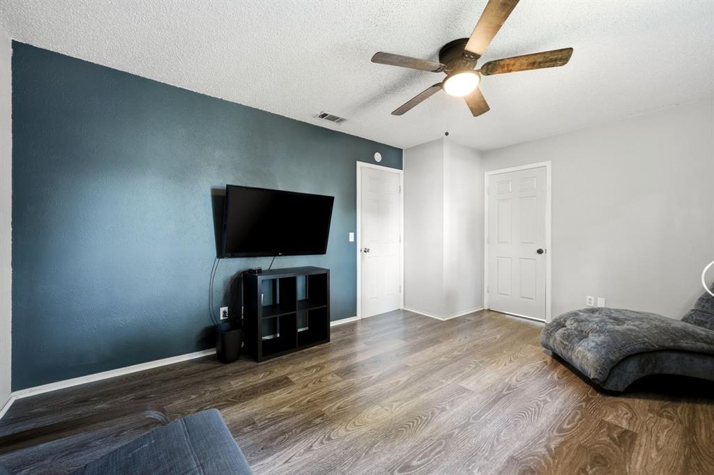 Country Brook 02 - Residential