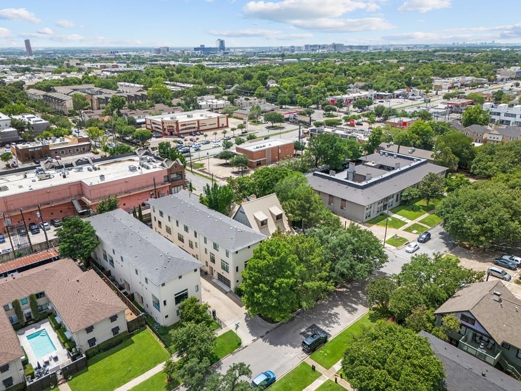 Bowser & Lemmons Oak Lawn - Residential