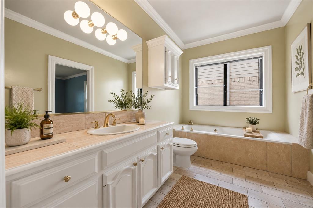 Bowser & Lemmons Oak Lawn - Residential