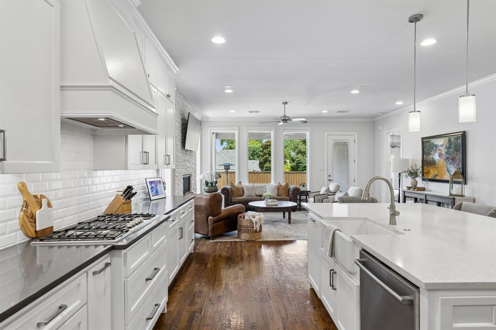 White Rock Highlands - Residential