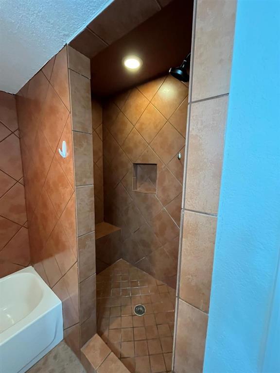 Snug Harbor Condo Apts - Residential
