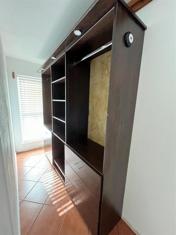 Snug Harbor Condo Apts - Residential