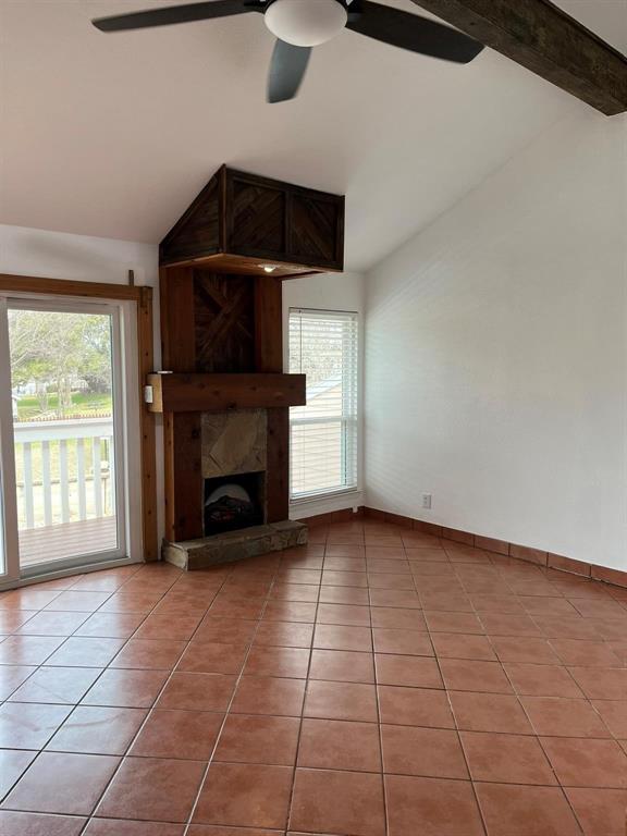 Snug Harbor Condo Apts - Residential