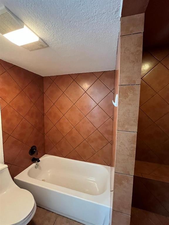 Snug Harbor Condo Apts - Residential