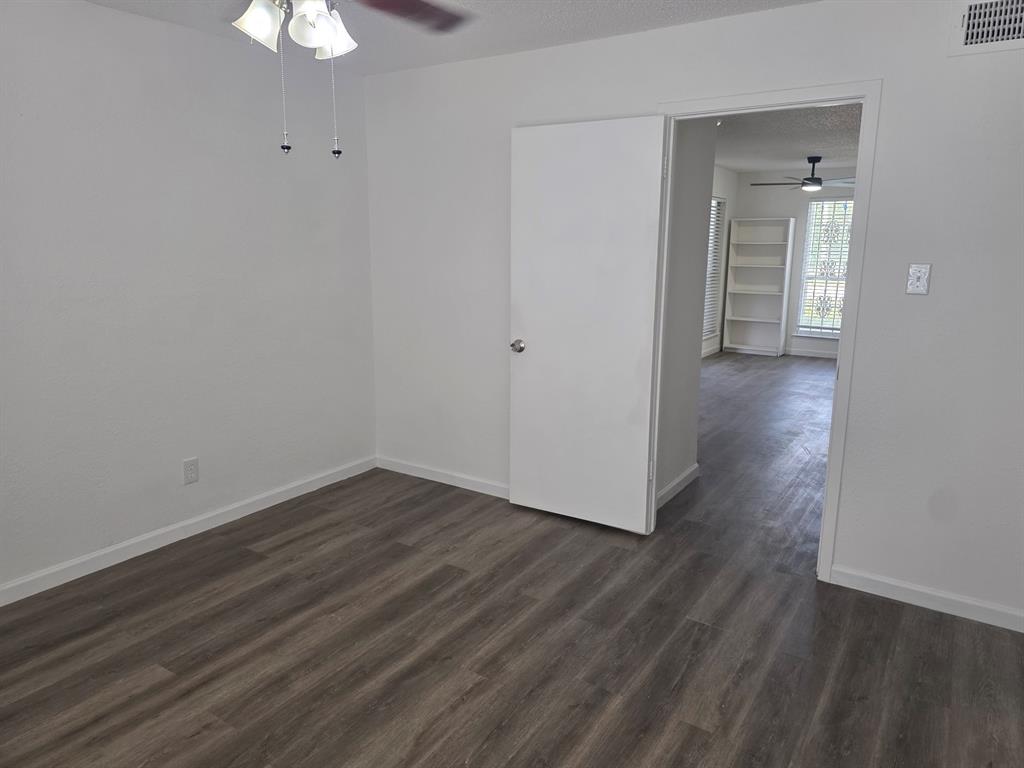 creekbend condo ph 01-06 - Residential