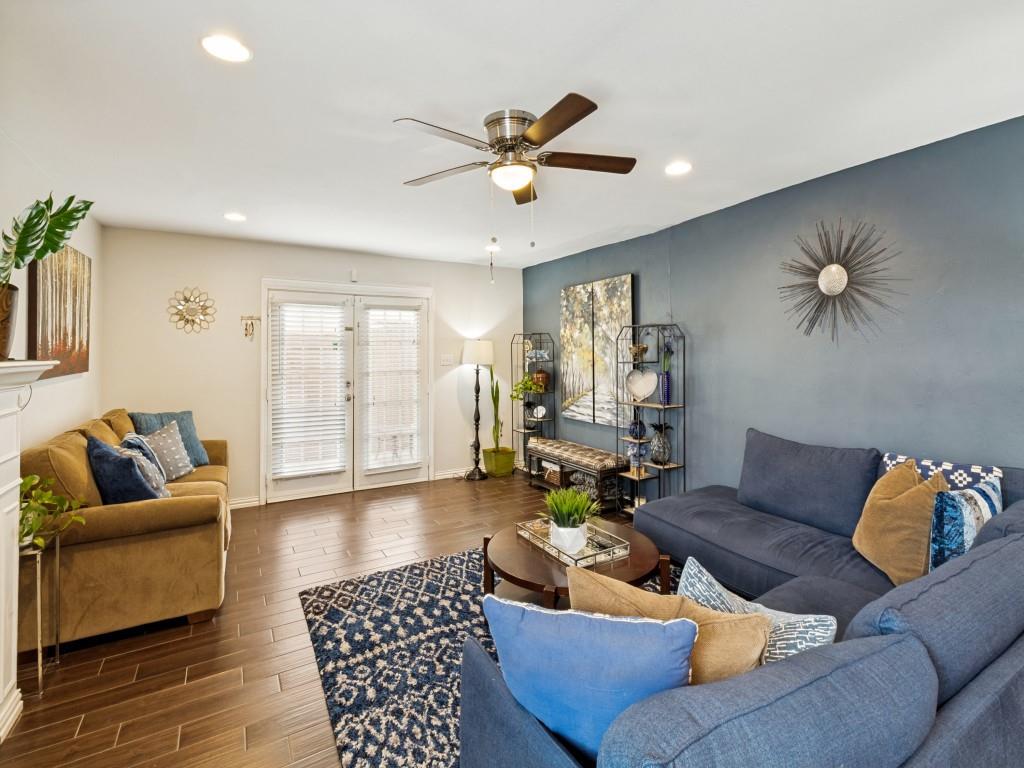 Timberleaf Lane Twnhms - Residential