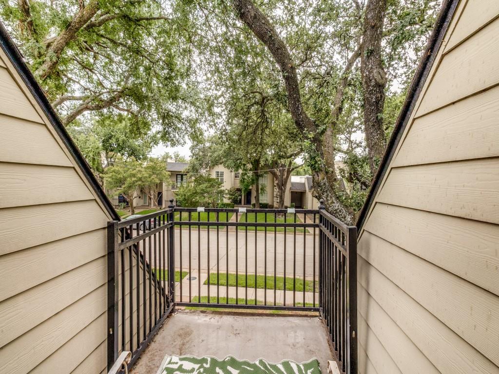 Timberleaf Lane Twnhms - Residential