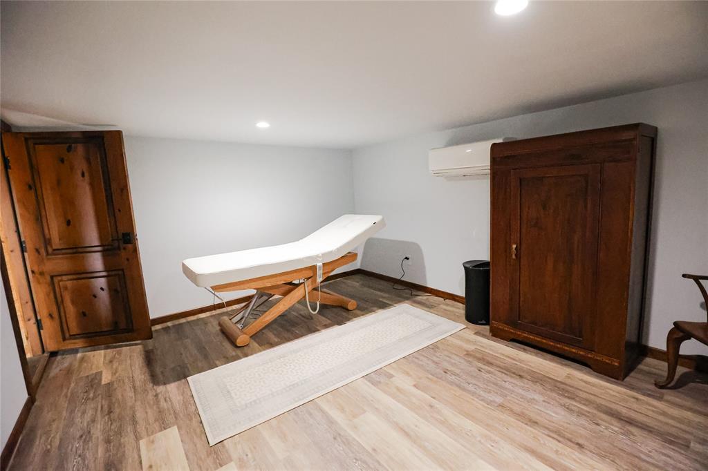 Lasure D C - Residential