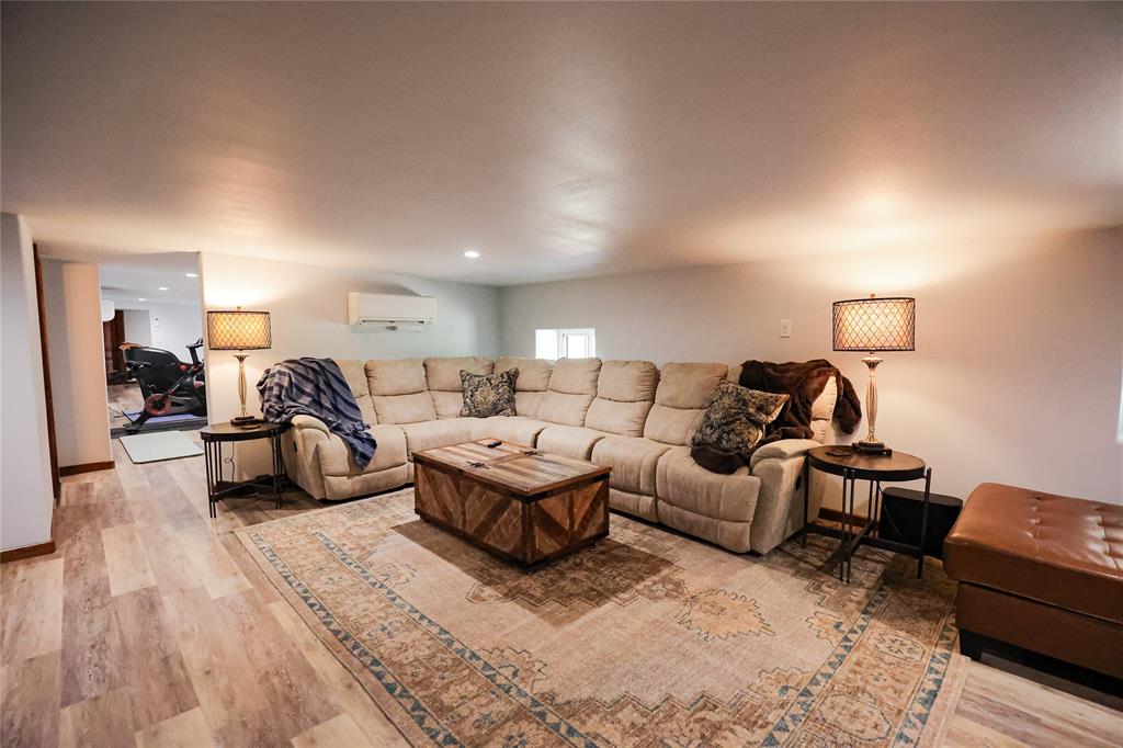 Lasure D C - Residential