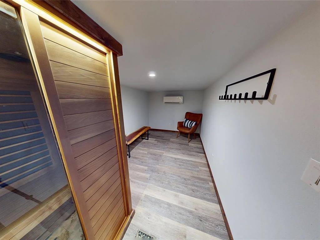 Lasure D C - Residential