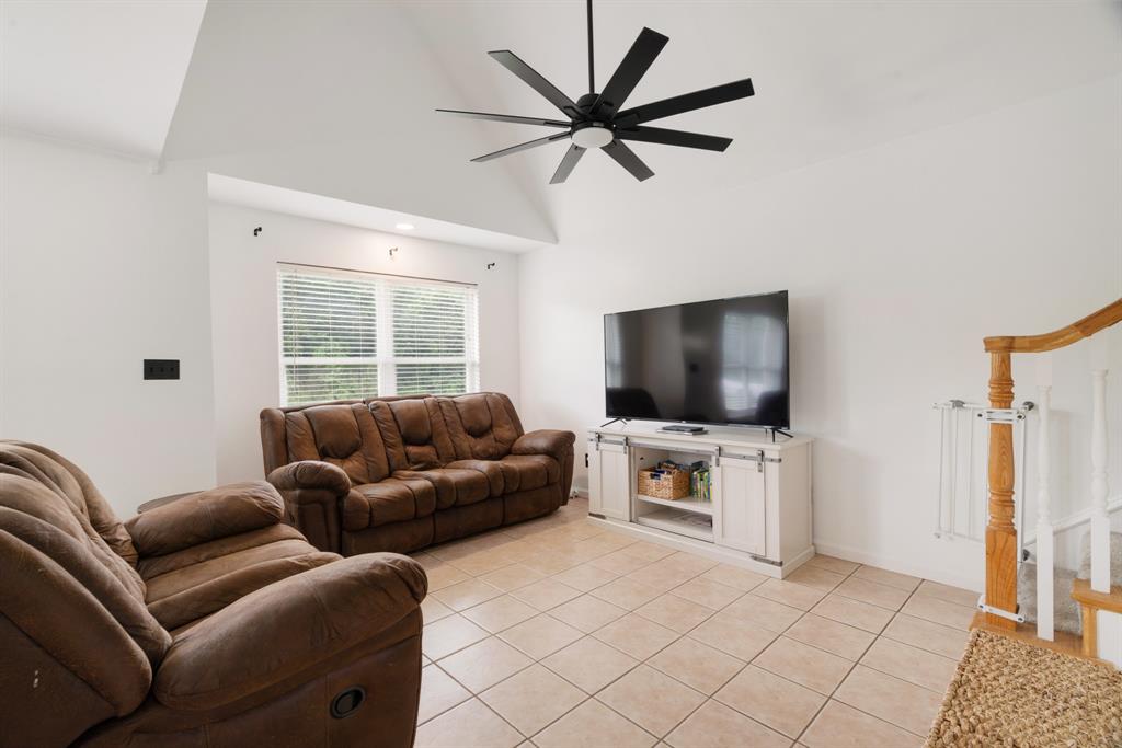J C LAMB SURV ABST #523 - Residential