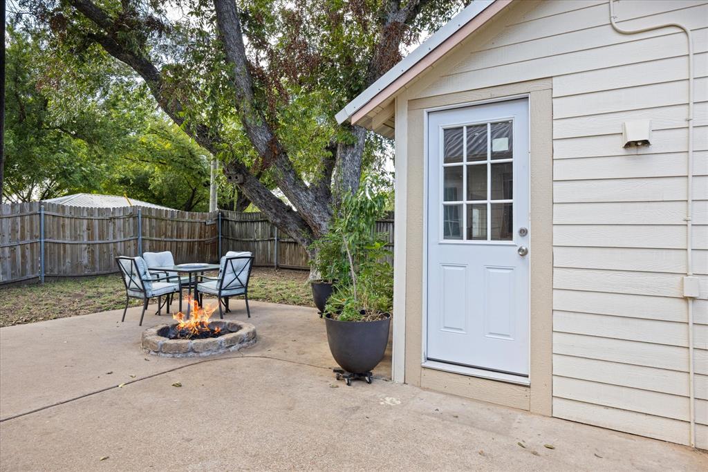 Tolar - Residential