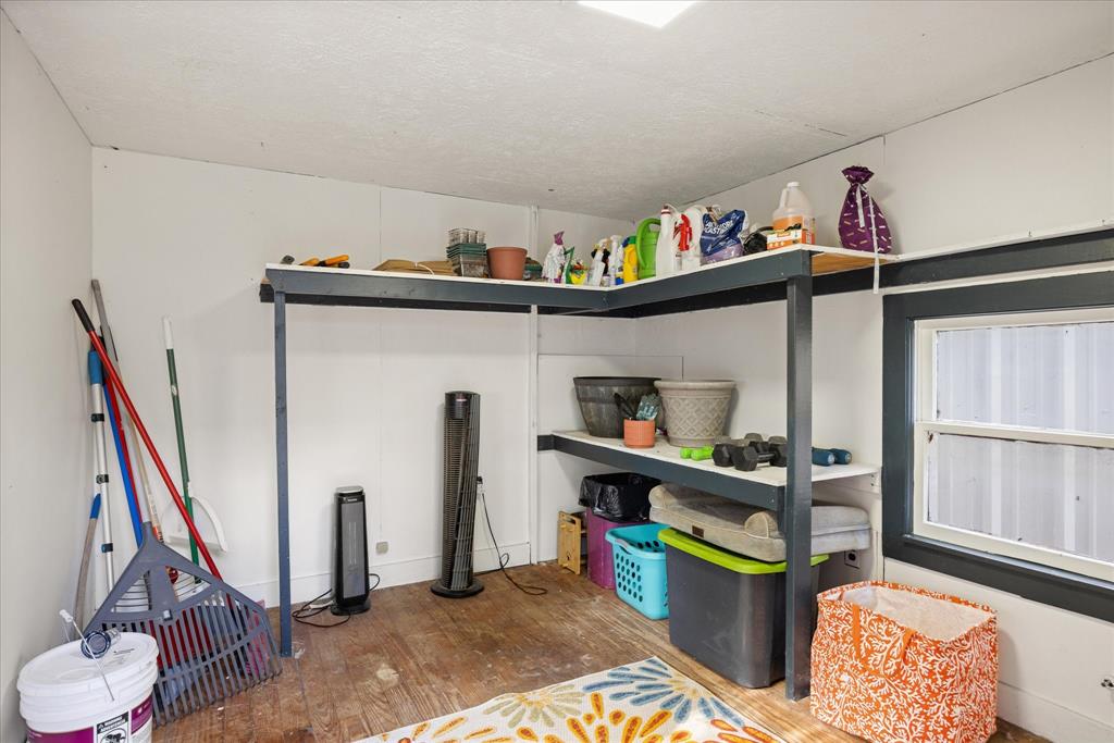 Tolar - Residential