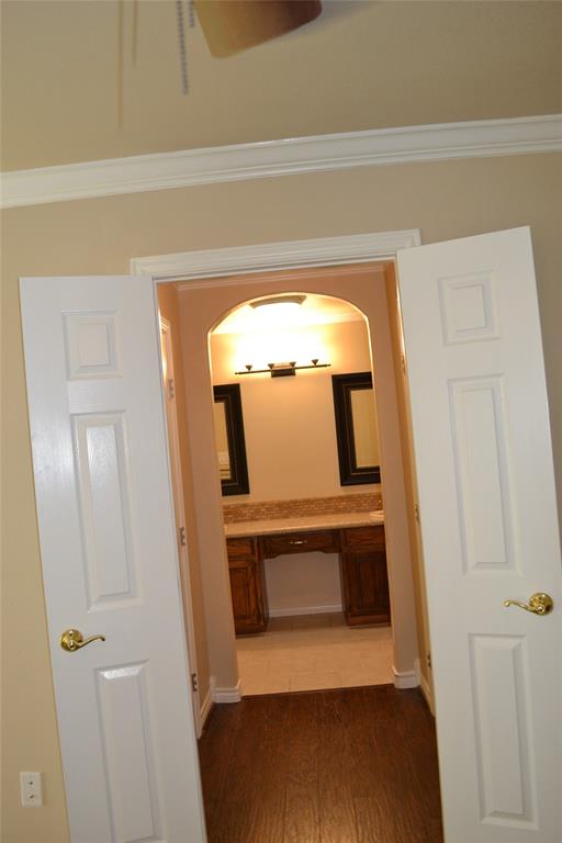 Town & Country Village Brock Add - Residential Lease