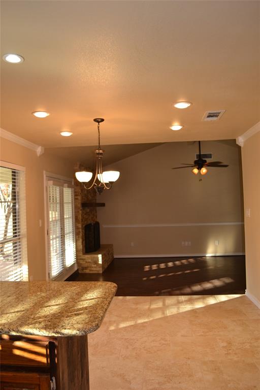 Town & Country Village Brock Add - Residential Lease