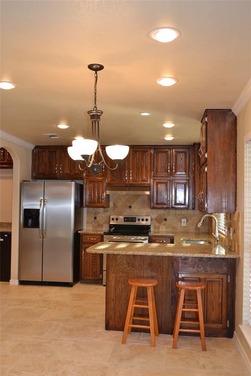 Town & Country Village Brock Add - Residential Lease