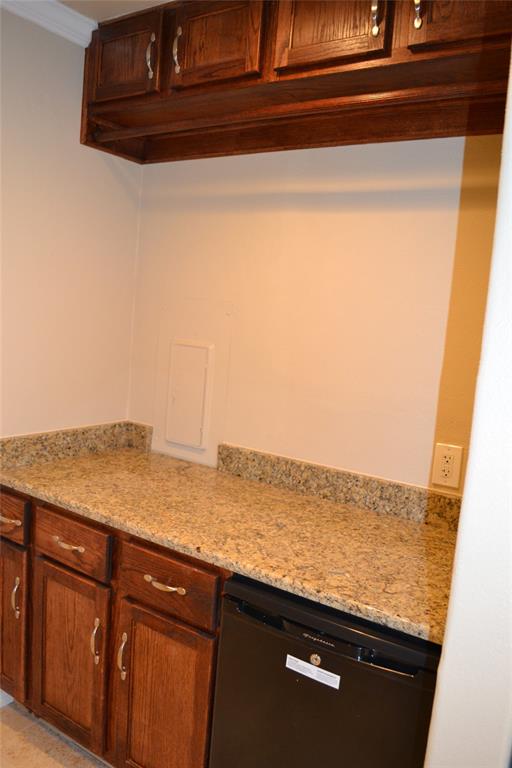 Town & Country Village Brock Add - Residential Lease