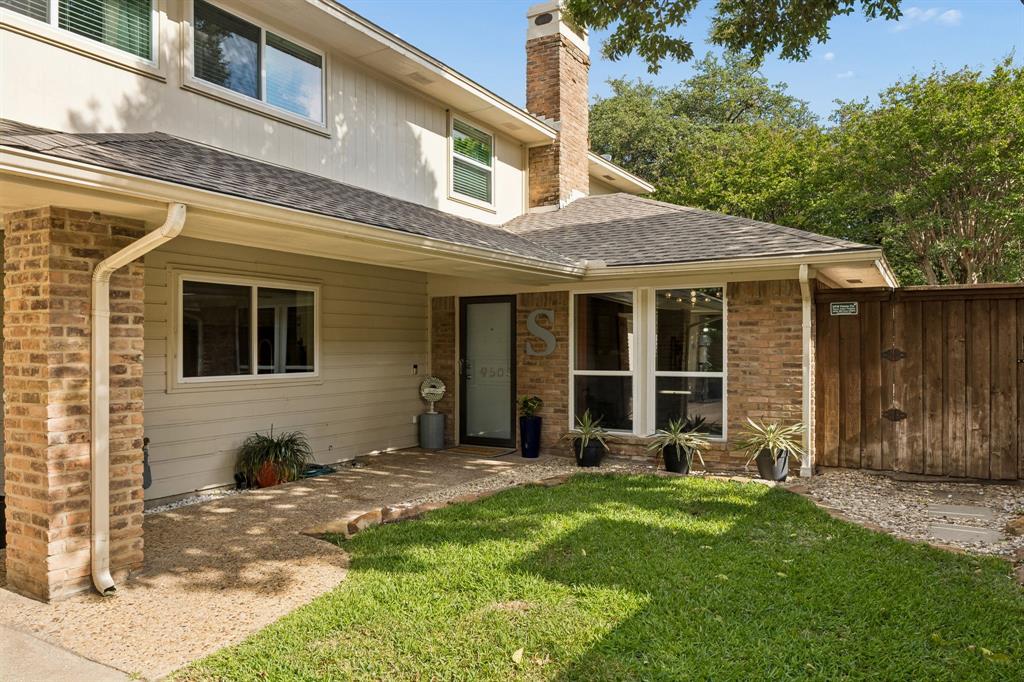 Royal Hlnds Village 02 - Residential