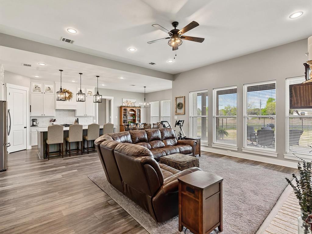 White Bluff #19 - Residential
