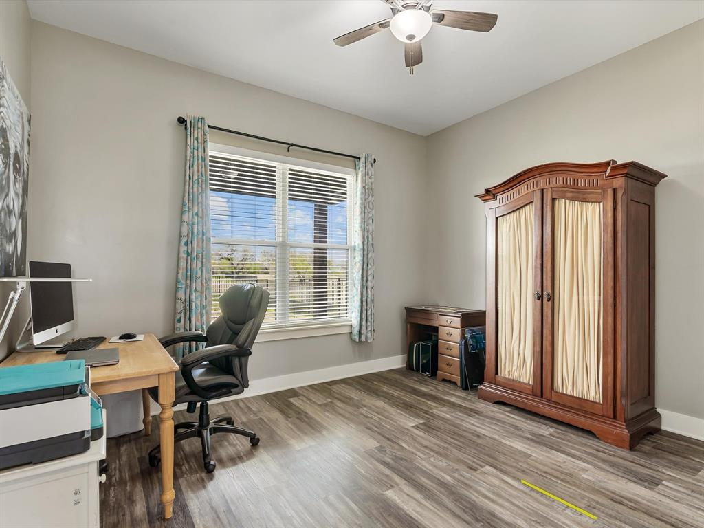White Bluff #19 - Residential