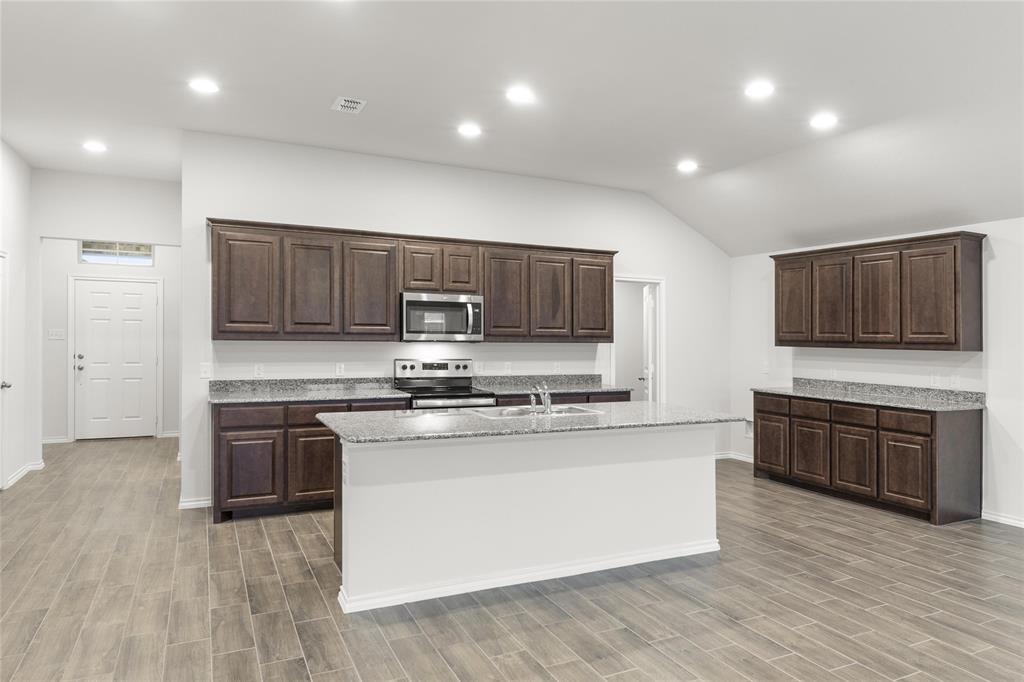 Sanger Circle - Residential