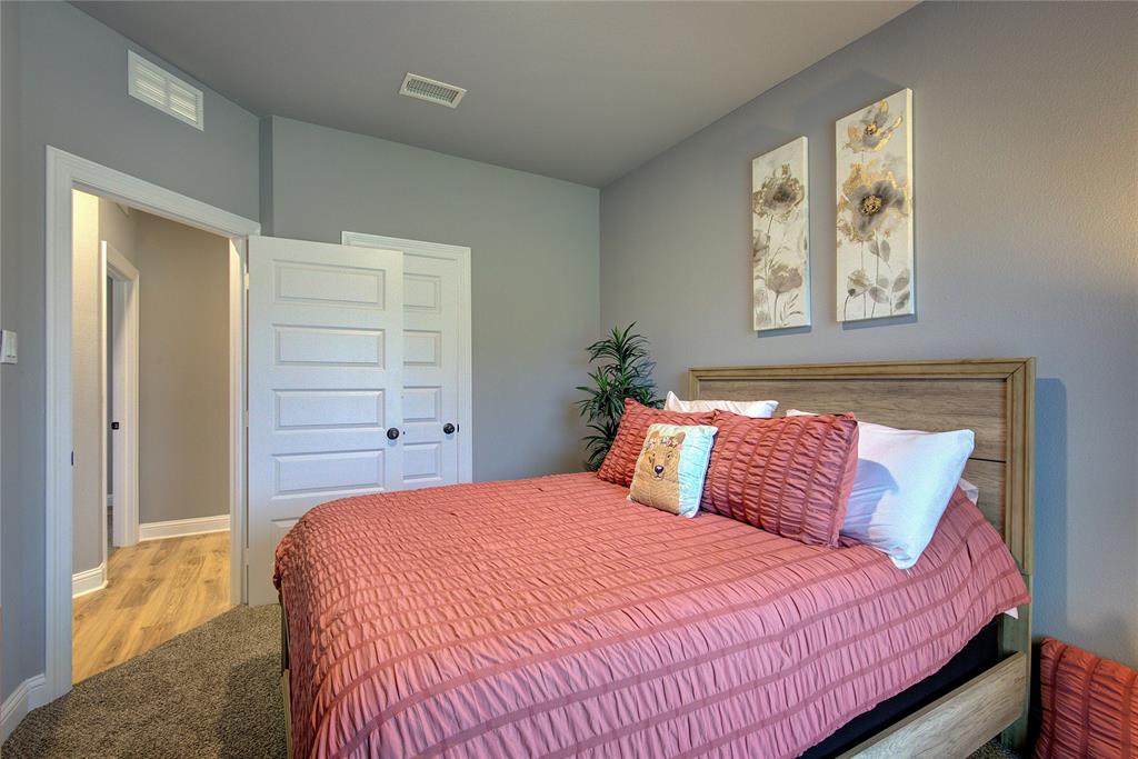 Waters Edge - Residential
