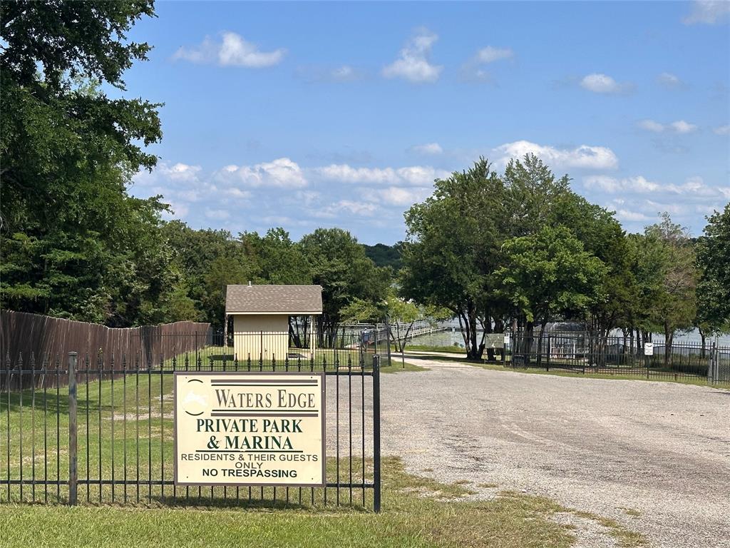 Waters Edge - Residential