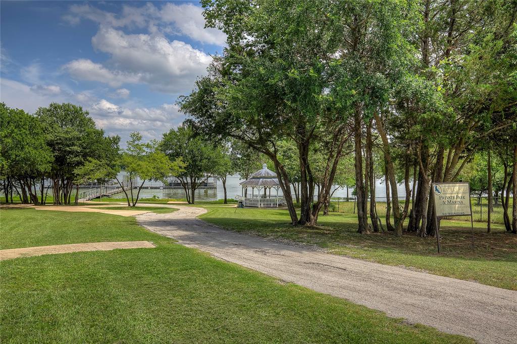 Waters Edge - Residential