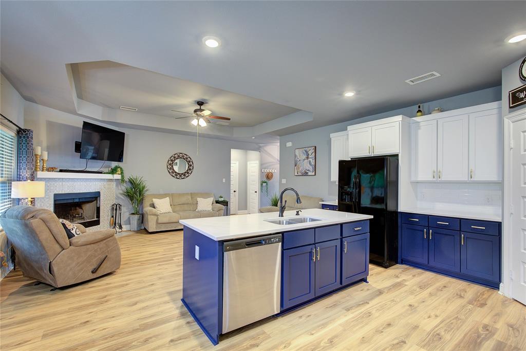 Waters Edge - Residential