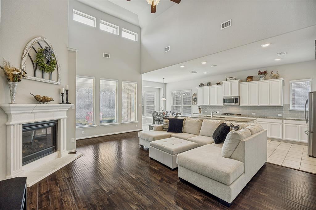PRESTWYCK - Residential