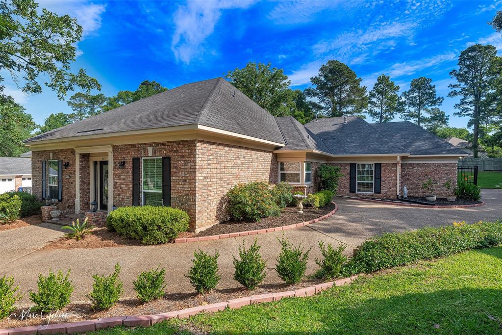 Southern Trace - Residential