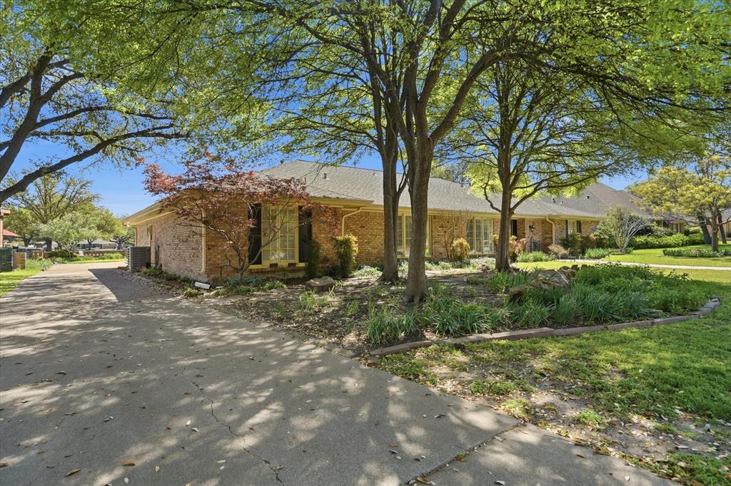 Ridglea Country Club Estate - Residential