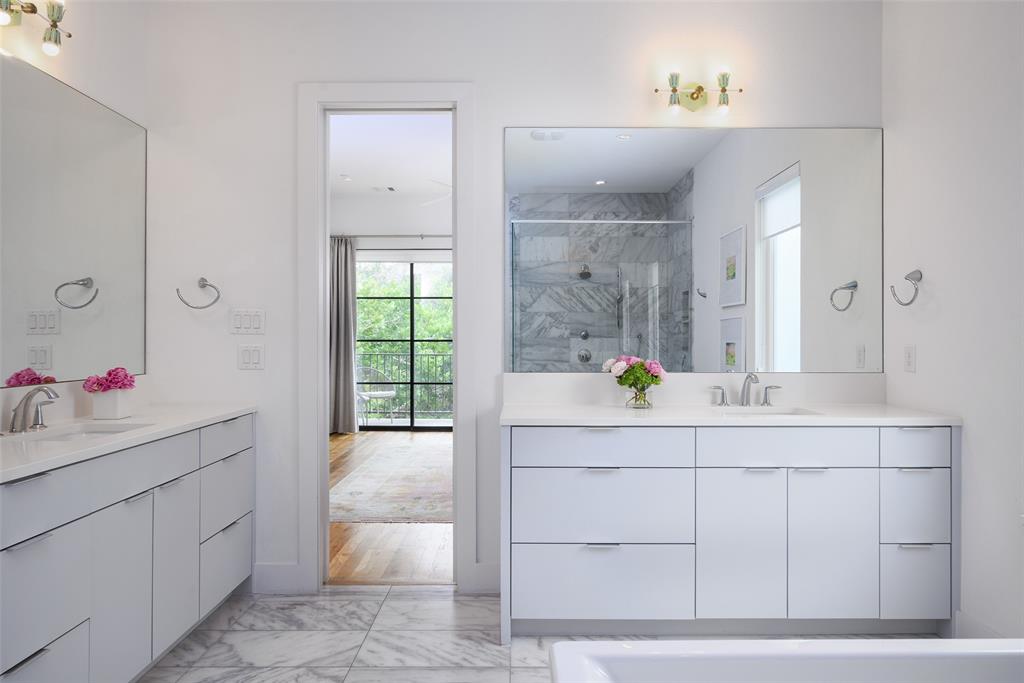 Holland Ave Bldg 4227 4223- - Residential