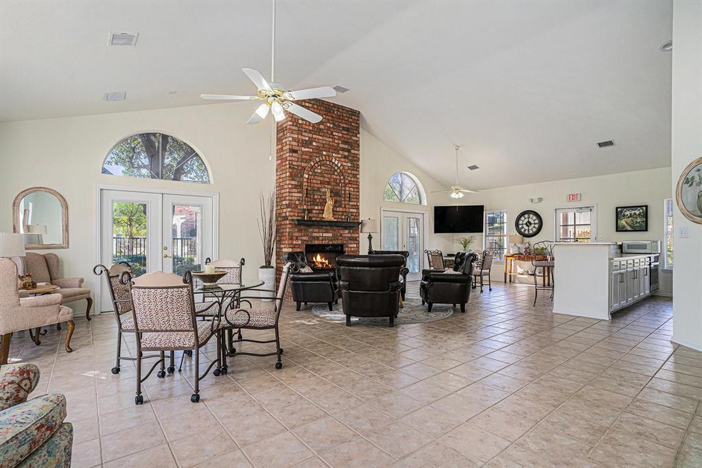 Villas on the Bluff - Residential