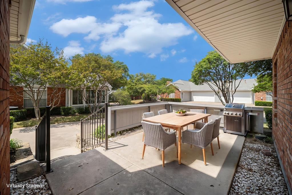 Villas on the Bluff - Residential